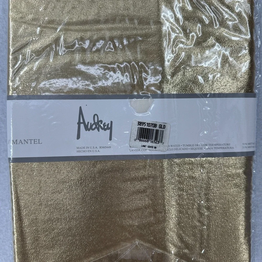 VTG Audey Gold Shimmery Tablecloth Thanksgiving Christmas  Oblong 70